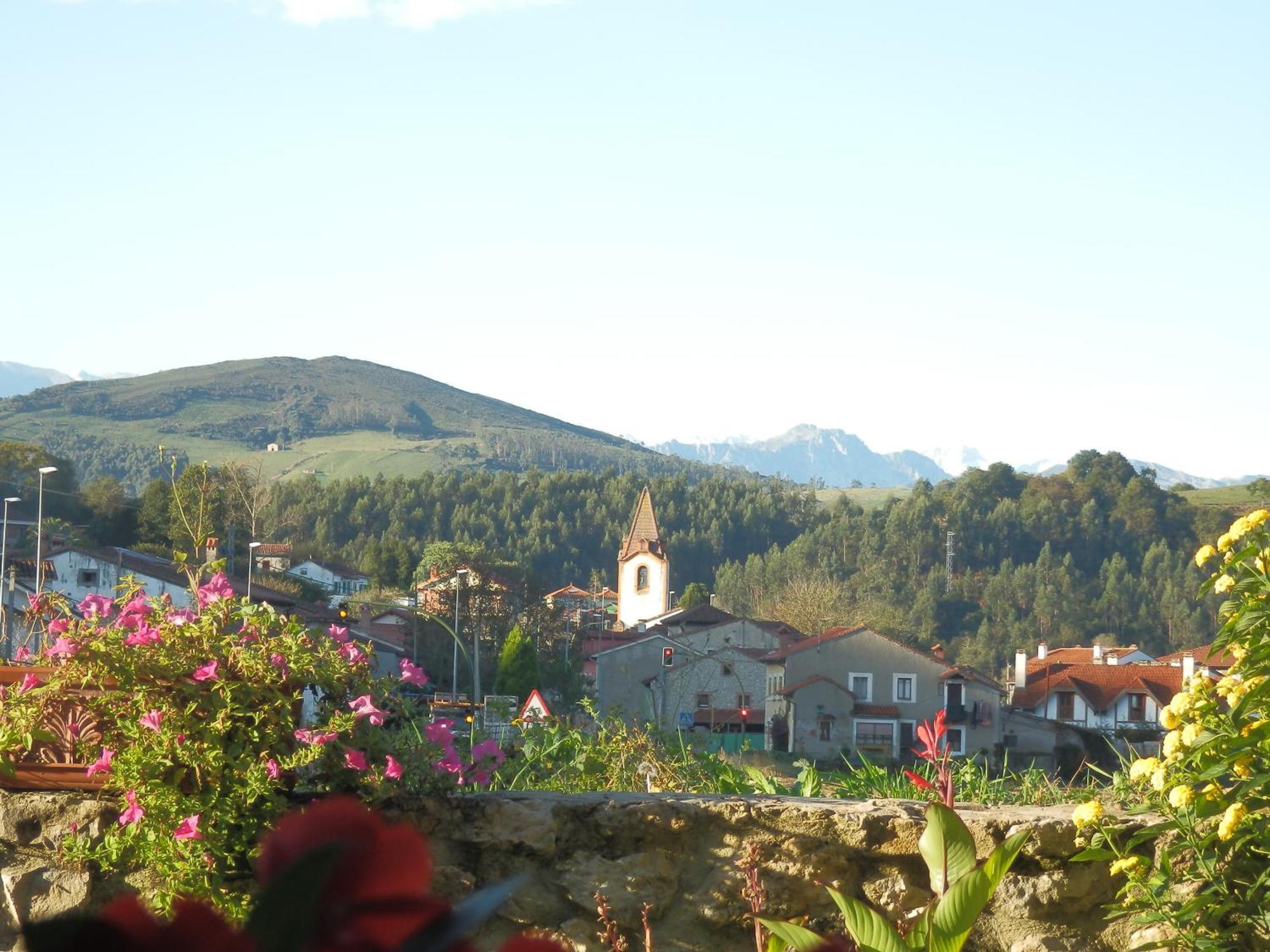 Hotel Posada El Salin Muñorrodero Esterno foto